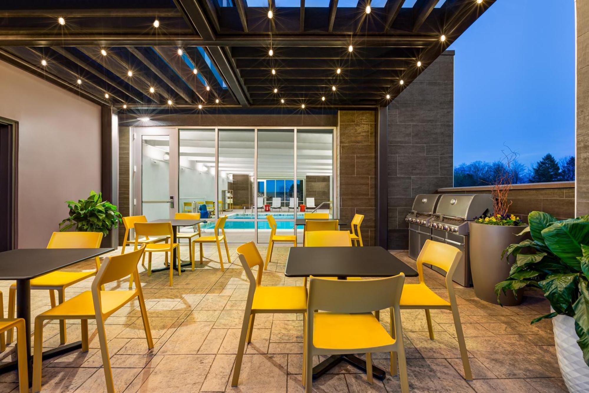 Home2 Suites By Hilton York Buitenkant foto