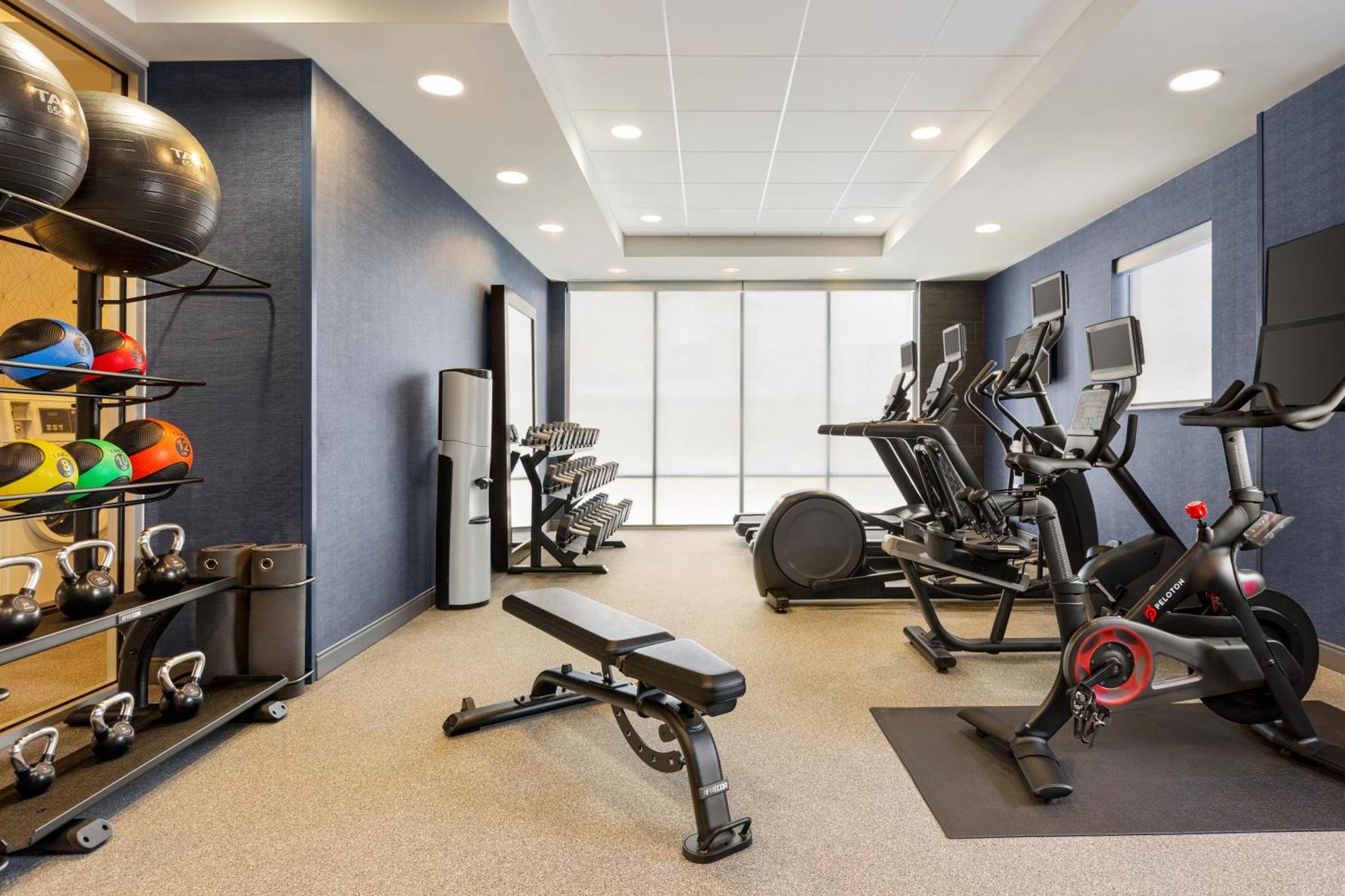 Home2 Suites By Hilton York Buitenkant foto