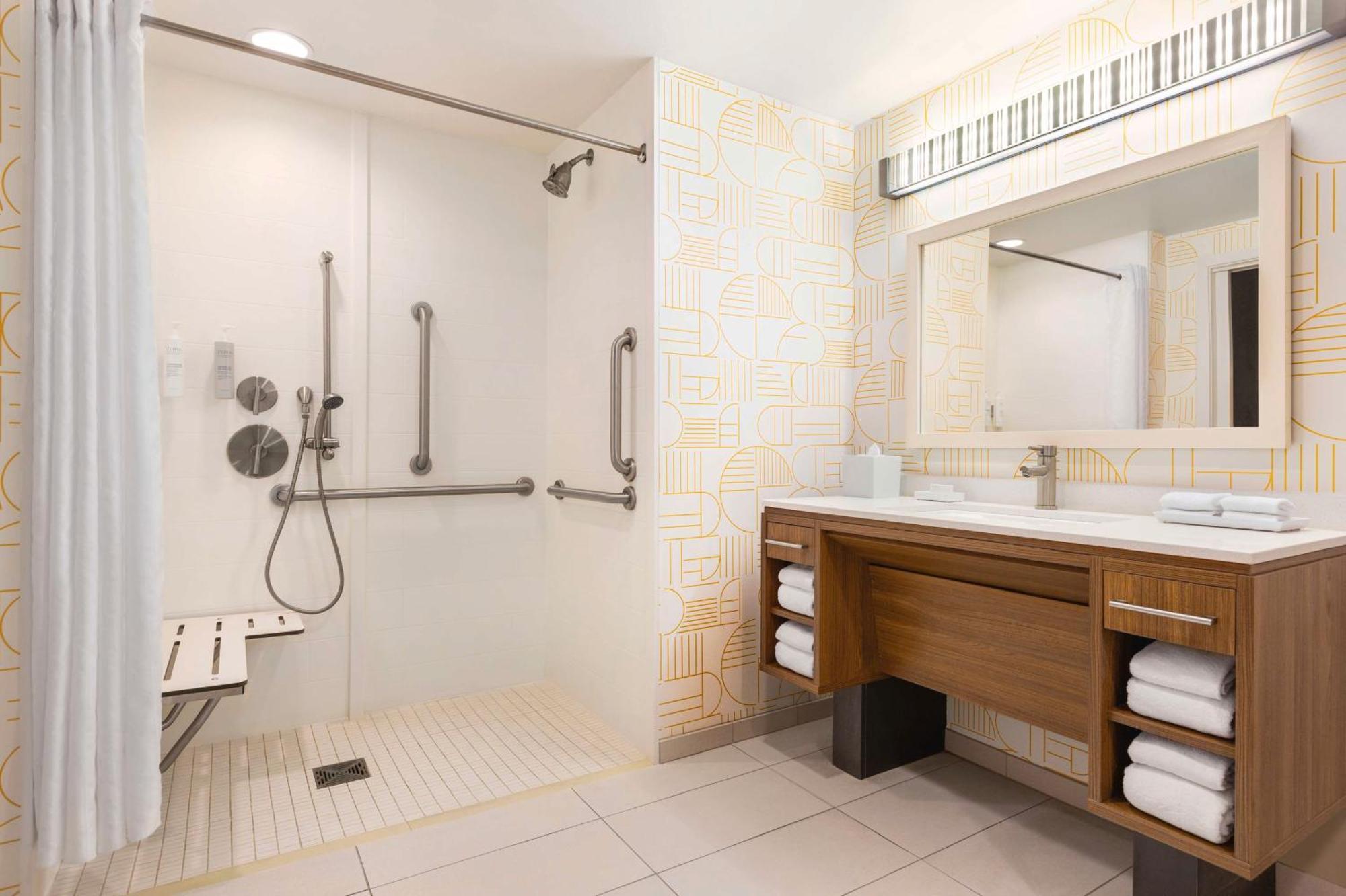 Home2 Suites By Hilton York Buitenkant foto