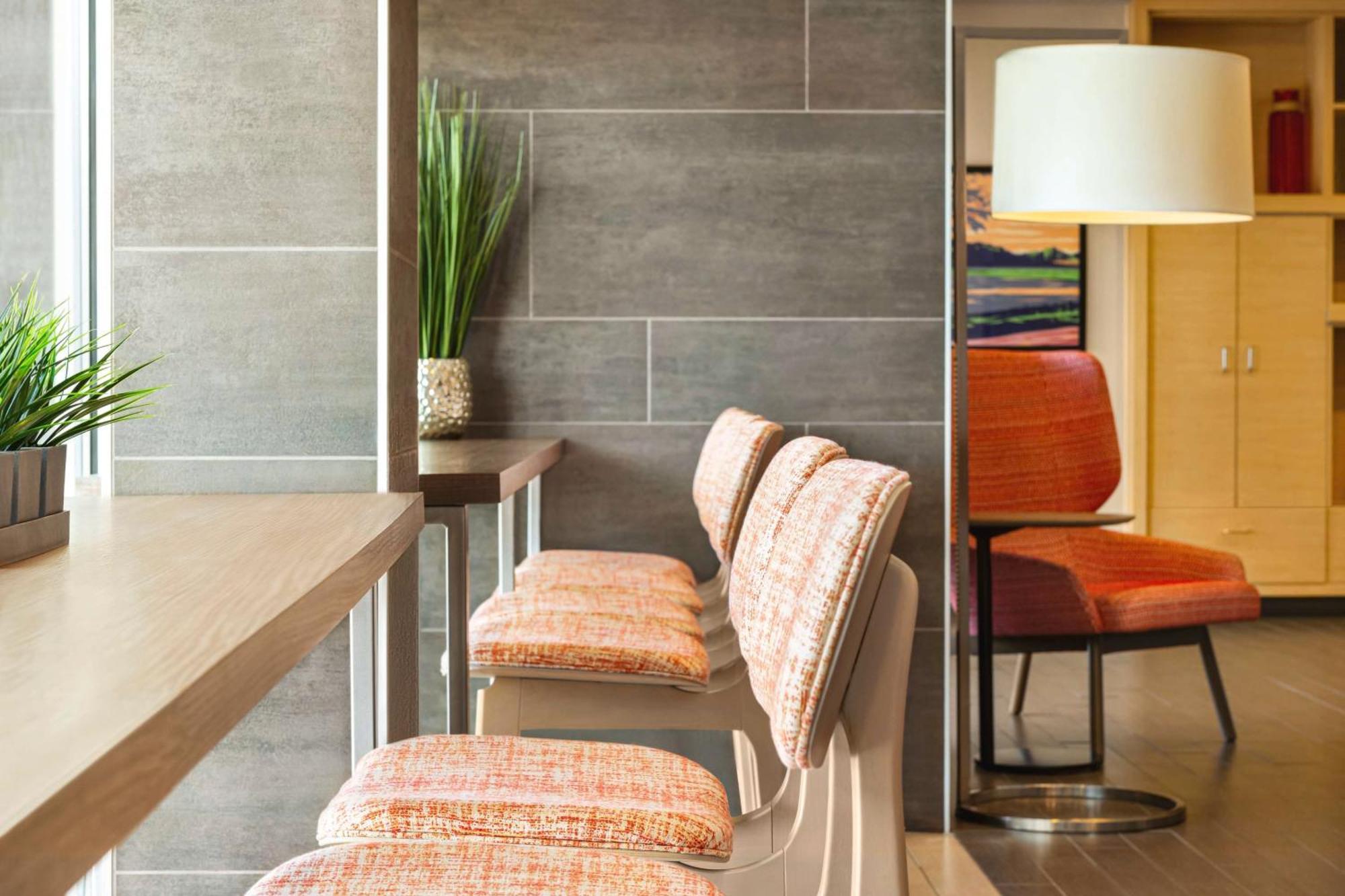 Home2 Suites By Hilton York Buitenkant foto