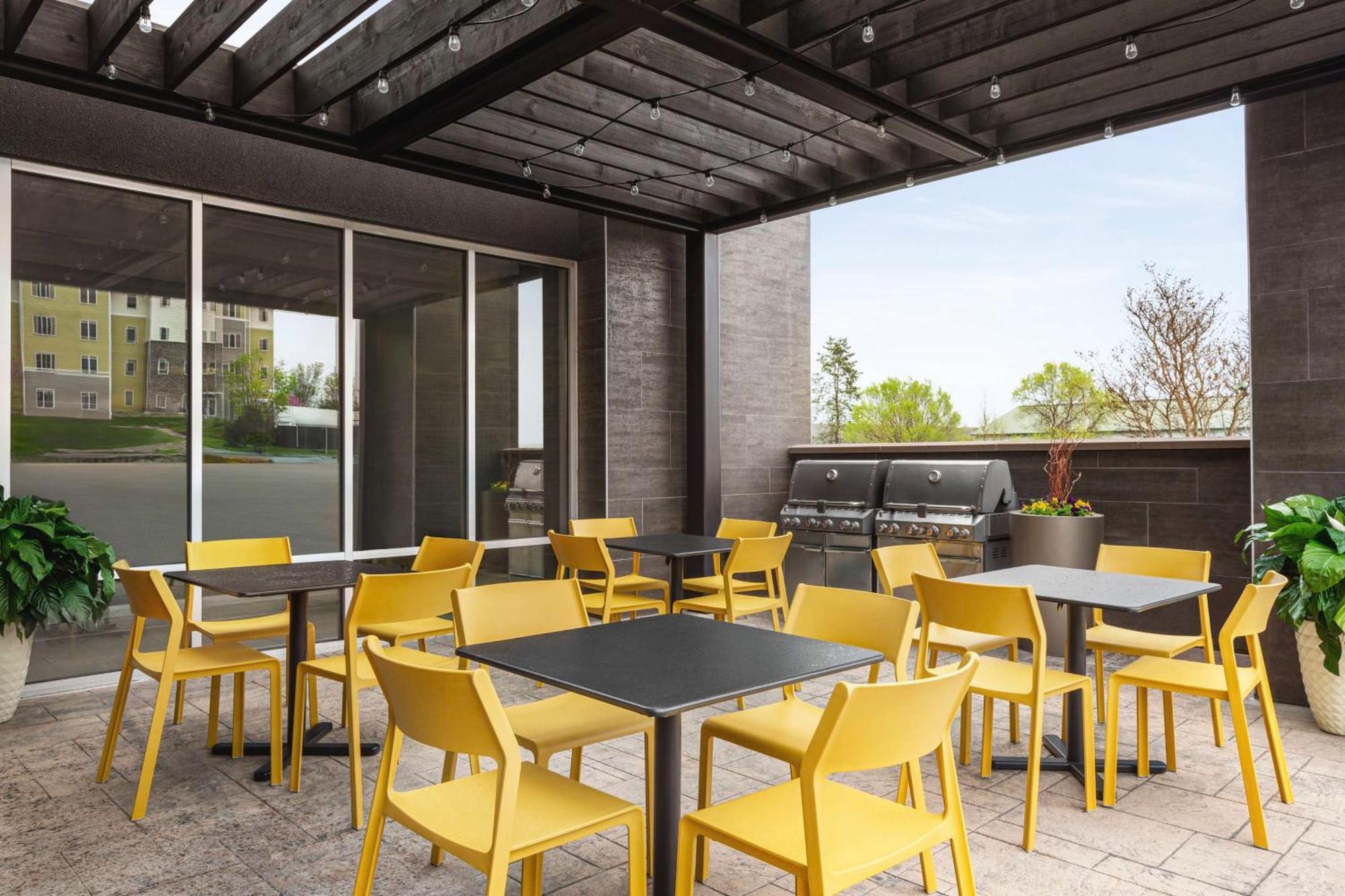 Home2 Suites By Hilton York Buitenkant foto